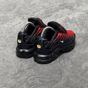 AIR MAX TN PLUS DEADPOOL