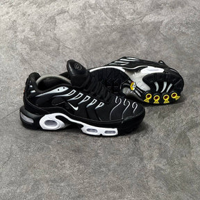 AIR MAX TN PLUS VENOM